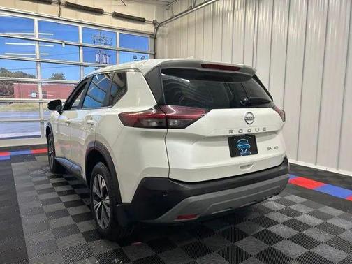 Pearl White Tricoat 2023 Nissan Rogue SV