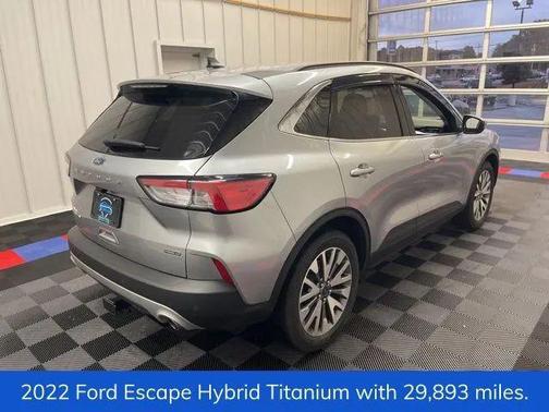2022 Ford Escape Titanium