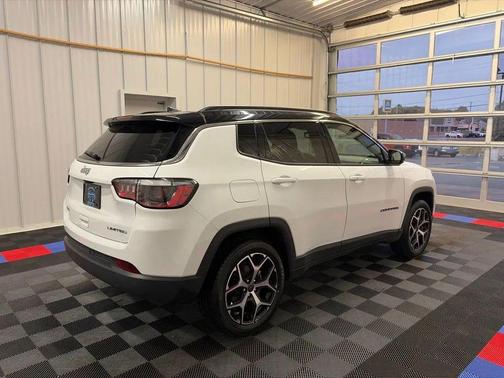 Bright White Clearcoat 2025 Jeep Compass Limited