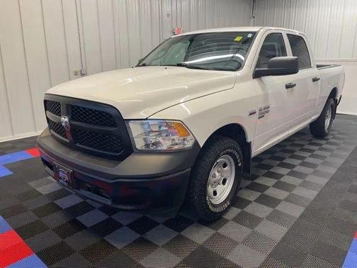 Bright White Clearcoat 2022 RAM 1500 Tradesman