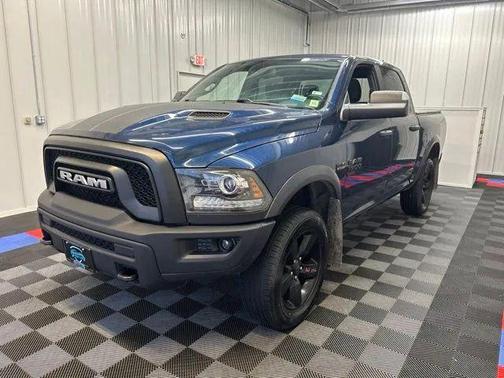 Patriot Blue Pearlcoat 2021 RAM 1500 Classic SLT