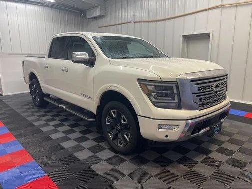 2023 Nissan Titan Platinum Reserve
