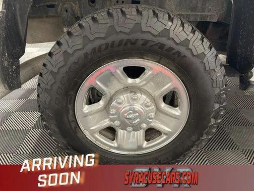 Bright White Clearcoat 2022 RAM 2500 Big Horn Crew Cab 4x4 6'4' Box