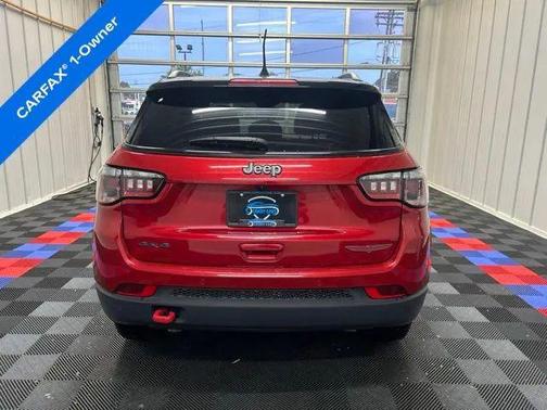 Red Hot Pearlcoat 2025 Jeep Compass Trailhawk