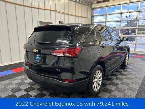 Mosaic Black Metallic 2022 Chevrolet Equinox LS