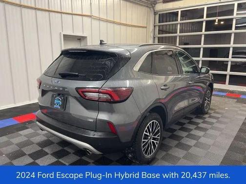 2024 Ford Escape PHEV SE