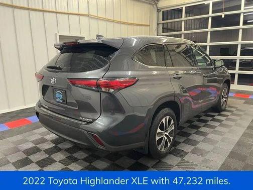 2022 Toyota Highlander XLE