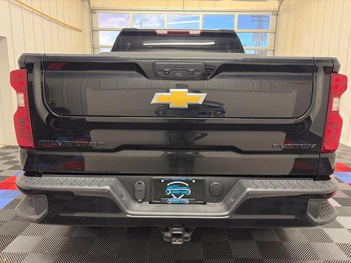 Black 2024 Chevrolet Silverado 1500 Custom