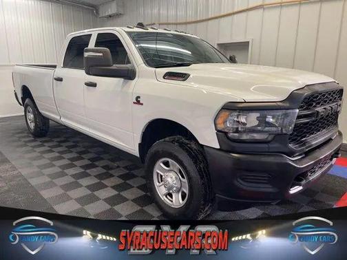 2024 RAM 3500 Tradesman Crew Cab 4x4 8' Box