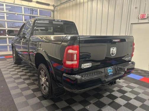 Diamond Black Crystal Pearlcoat 2020 RAM 3500 Longhorn