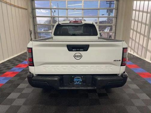 2023 Nissan Frontier S