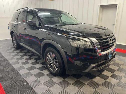 2025 Nissan Pathfinder SV 4WD