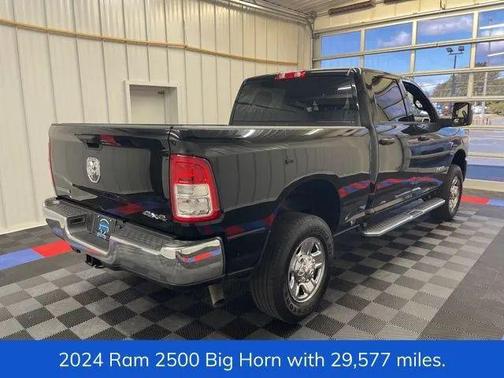 2024 RAM 2500 Big Horn Crew Cab 4x4 6'4' Box