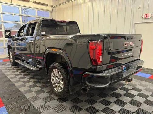 Onyx Black 2022 GMC Sierra 2500 Denali