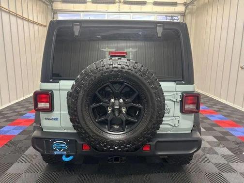 Earl Clearcoat 2024 Jeep Wrangler 4xe Willys