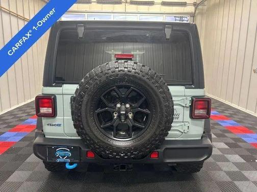 Earl Clearcoat 2024 Jeep Wrangler 4xe Willys