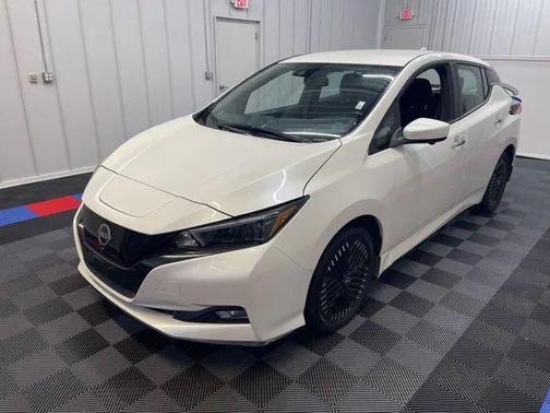 2023 Nissan Leaf SV PLUS 60 kWh