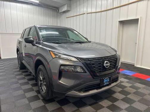 Gun Metallic 2023 Nissan Rogue S