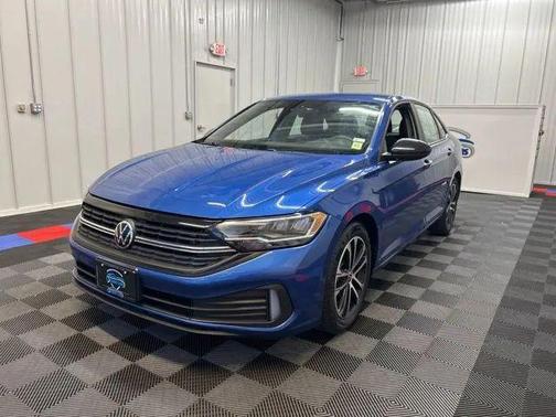 Rising Blue Metallic 2023 Volkswagen Jetta 1.5T Sport