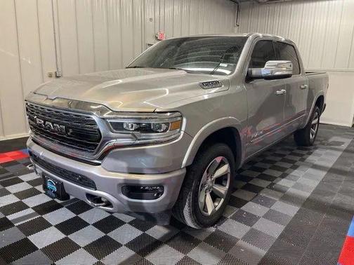 Billet Silver Metallic Clearcoat 2022 RAM 1500 Limited