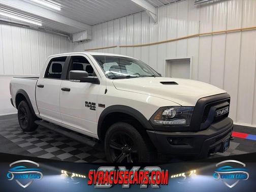 Bright White Clearcoat 2022 RAM 1500 Classic SLT