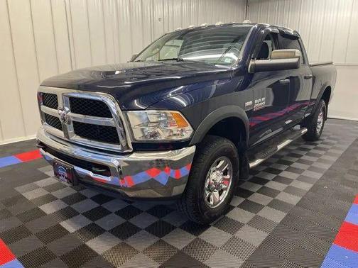 2018 RAM 2500 Tradesman Crew Cab 4x4 6'4' Box