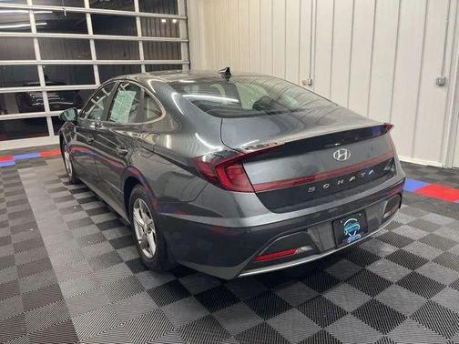 2022 Hyundai SONATA SE