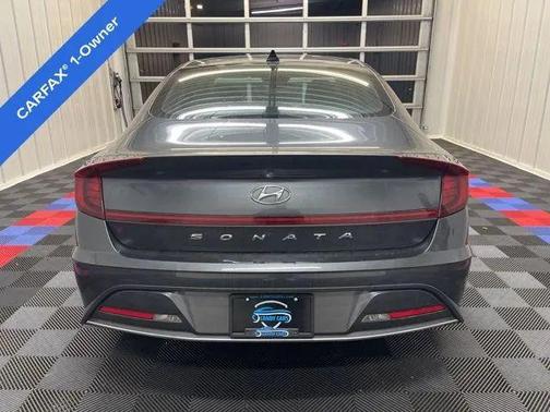 2022 Hyundai SONATA SE