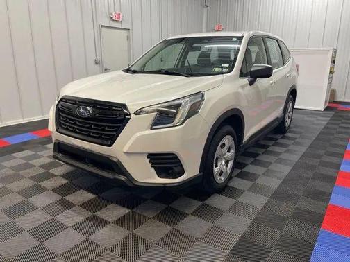 2023 Subaru Forester Base