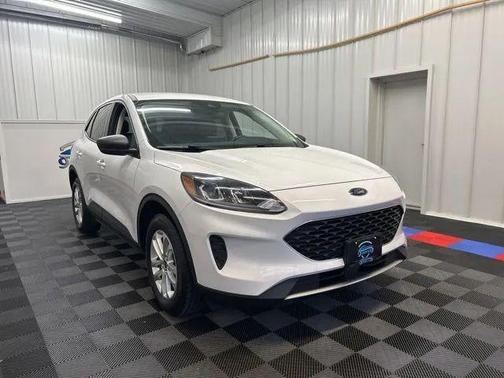 Oxford White 2022 Ford Escape SE