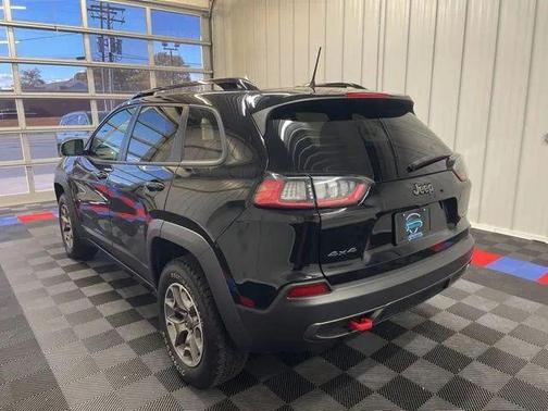 2022 Jeep Cherokee Trailhawk