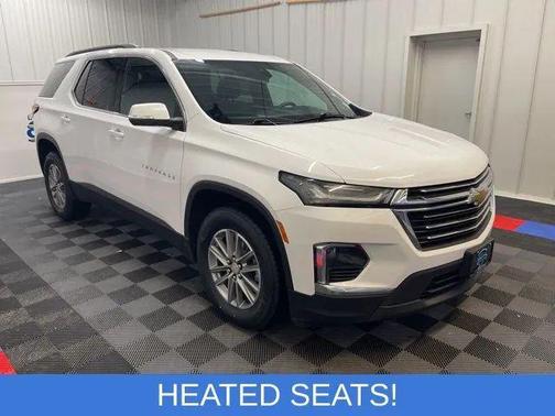 Summit White 2023 Chevrolet Traverse LT Cloth