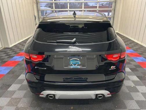 2018 Jaguar F-PACE S
