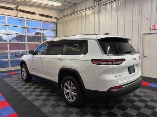 Bright White Clearcoat 2022 Jeep Grand Cherokee L Limited