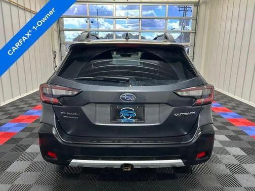 Gray Metallic 2024 Subaru Outback Limited