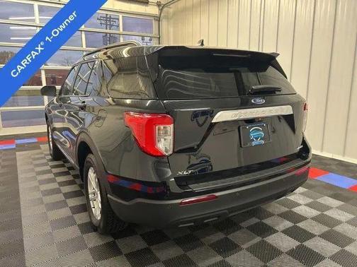 Agate Black Metallic 2023 Ford Explorer XLT
