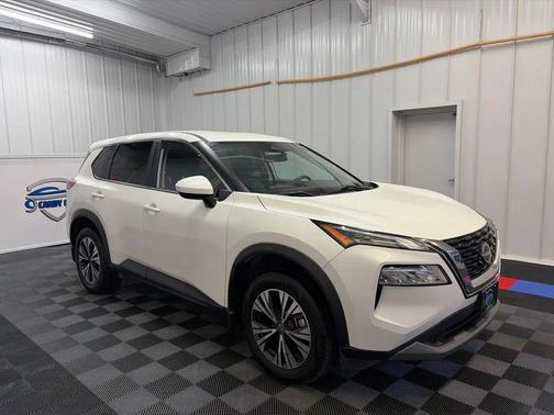 Pearl White Tricoat 2023 Nissan Rogue SV