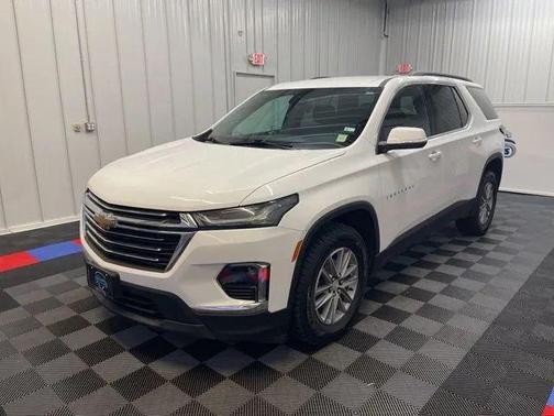Summit White 2023 Chevrolet Traverse LT Leather