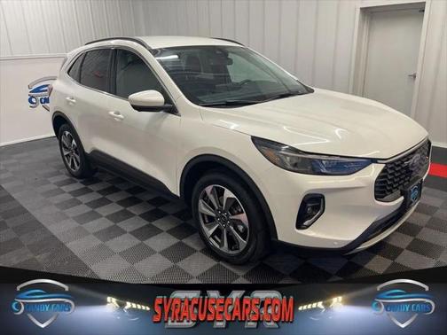 2023 Ford Escape Platinum