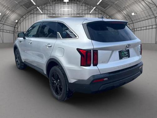 2021 Kia Sorento LX