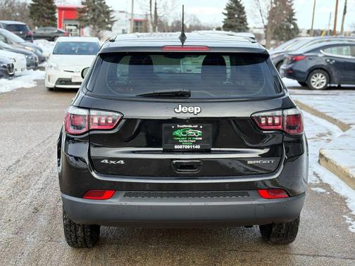 2018 Jeep Compass Sport