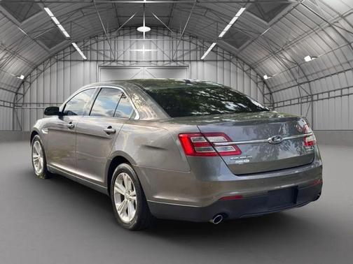 2014 Ford Taurus SEL