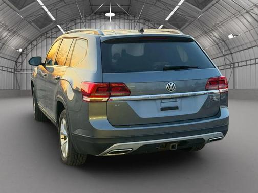 2018 Volkswagen Atlas SE 4Motion w/Tech Pkg Sport Utility 4D