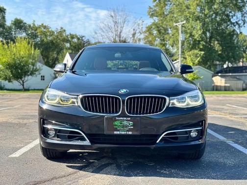 2018 BMW 330 Gran Turismo xDrive