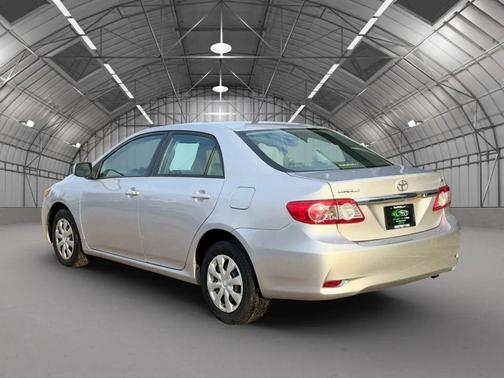 2011 Toyota Corolla LE