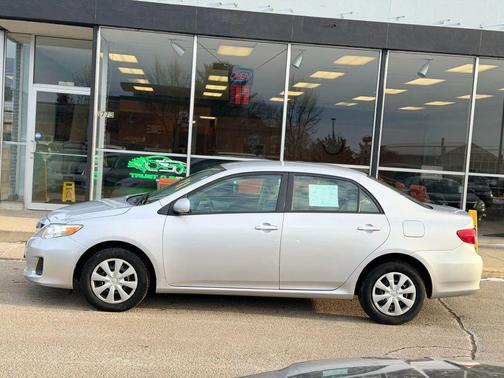 2011 Toyota Corolla LE