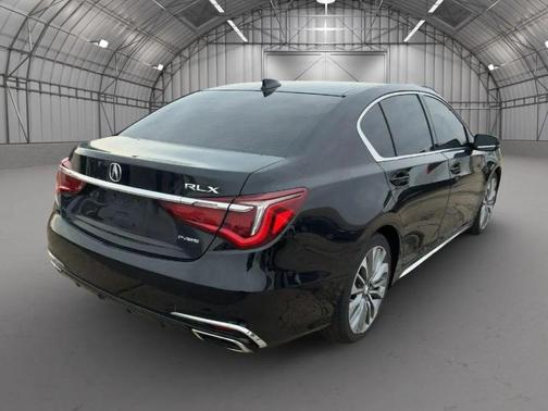 2018 Acura RLX Technology Package
