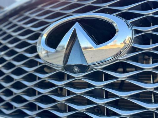 2020 INFINITI QX80 Luxe