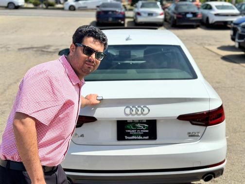 2018 Audi A4 Premium Sedan 4D