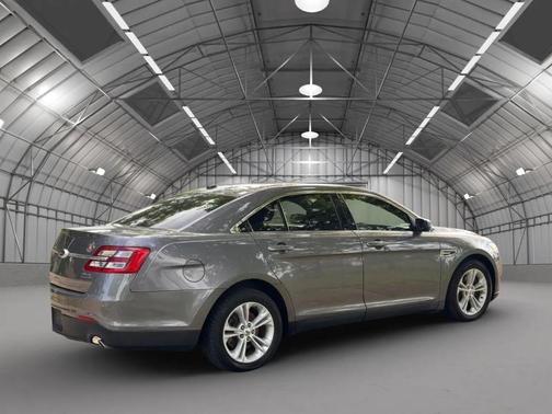 2014 Ford Taurus SEL